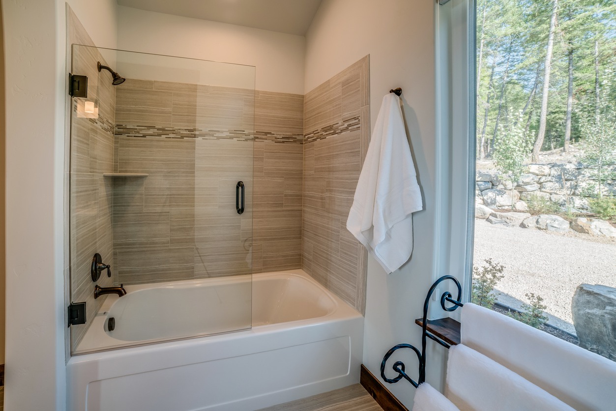 Shower & Tub Installation in Shonto
